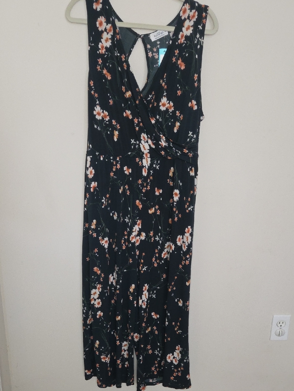 Kaileigh Black Floral Sleeveless Maxi Dress with Peach & White Flowers